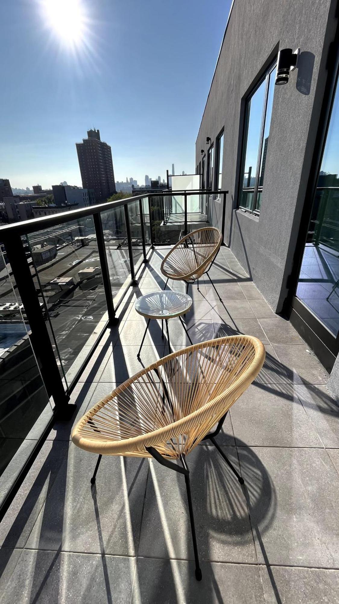 Near Manhattan Spacious Stunning New Modern Penthouse 3-bedroom Appartement New York