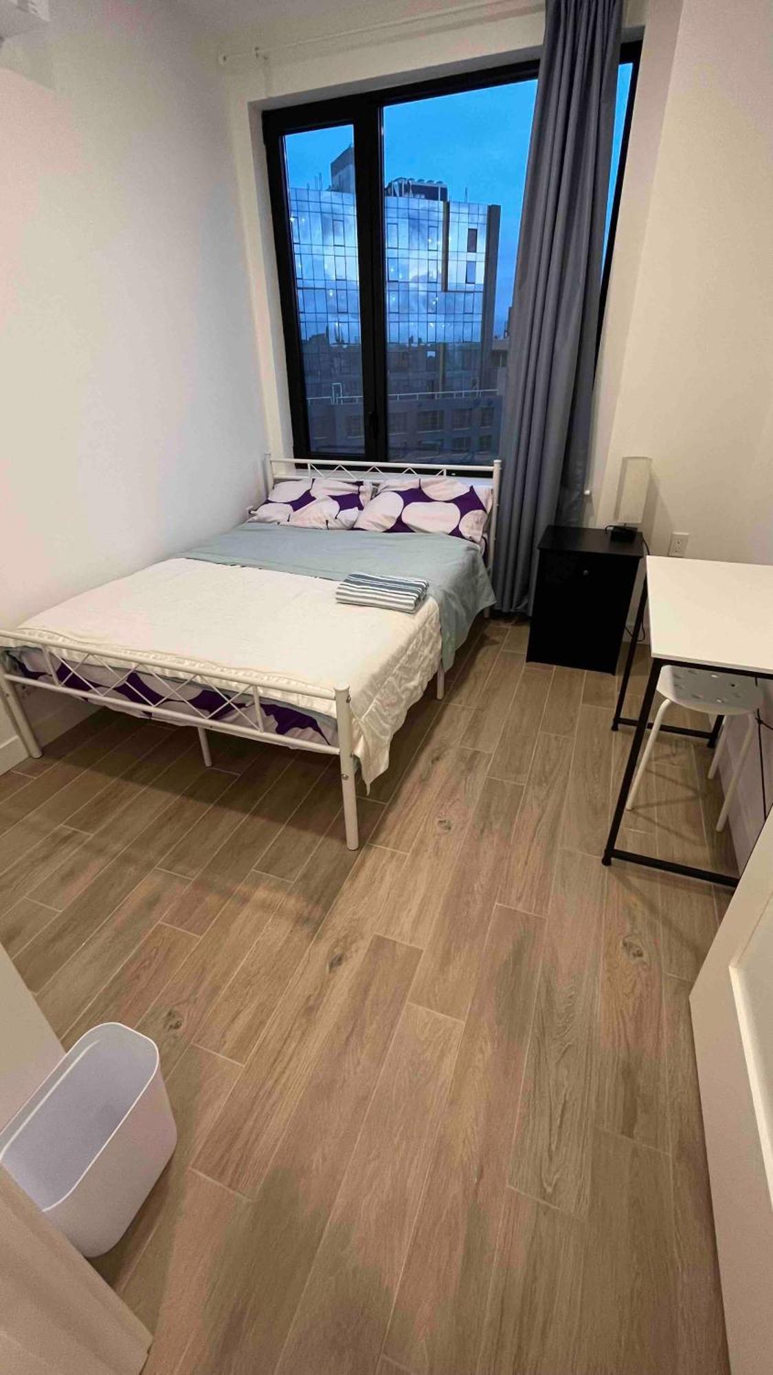 Near Manhattan Spacious Stunning New Modern Penthouse 3-bedroom Appartement *